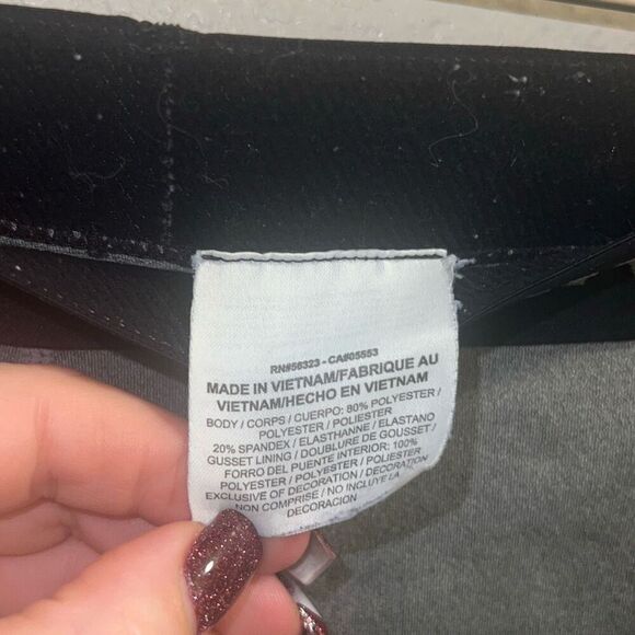 ✨Nike Pro 5" Compression Grey Sz Medium Shorts✨ - Picture 11 of 11